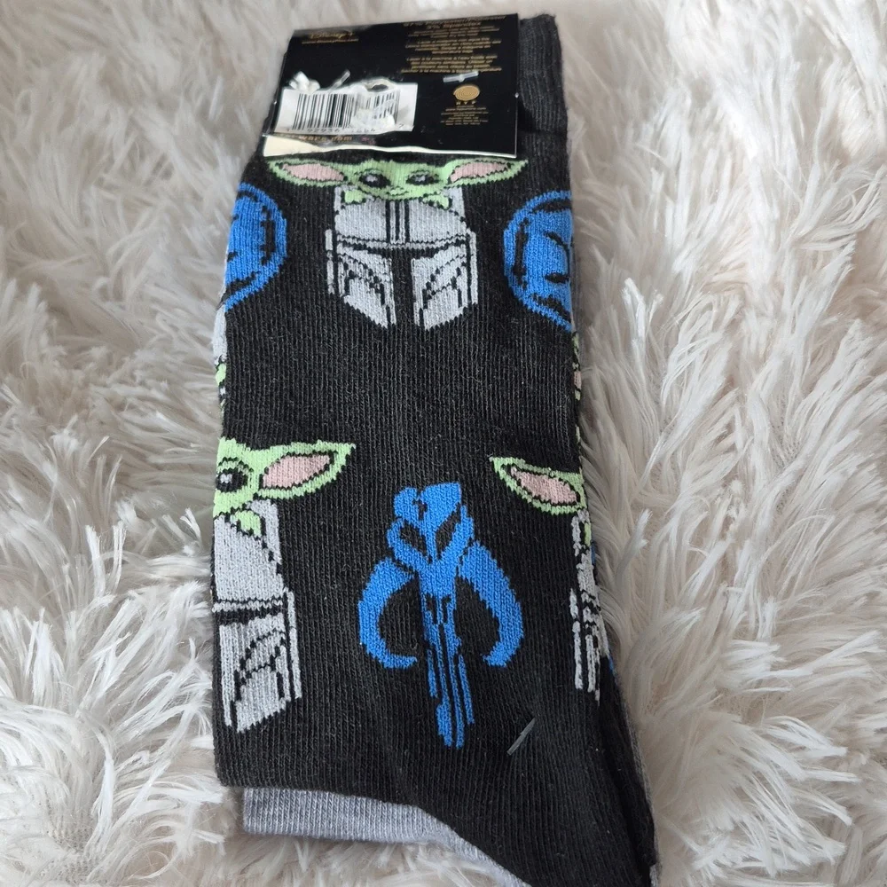2 Pair Disney Star Wars Mandalorian Unisex Socks Sz 6-12 NEW